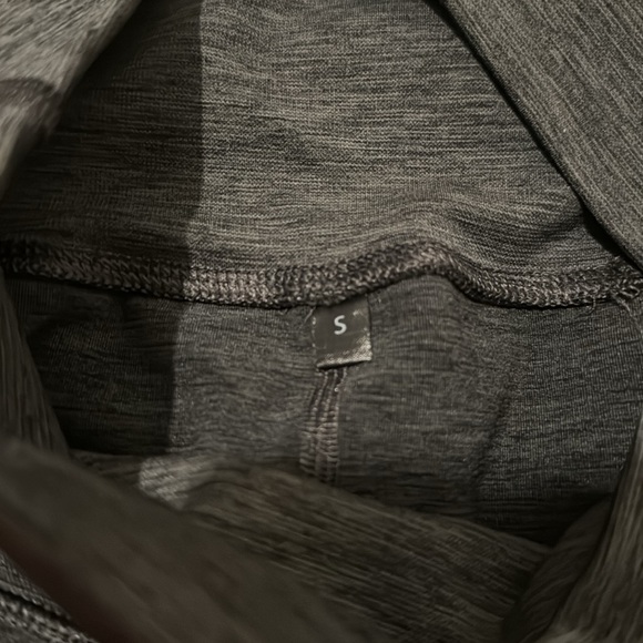 Alphalete Dark Gray Leggings Size Small FLAWED - Picture 4 of 5